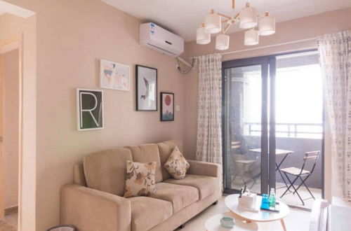 Photo 1 - Shenzhen Soho Service Apartment