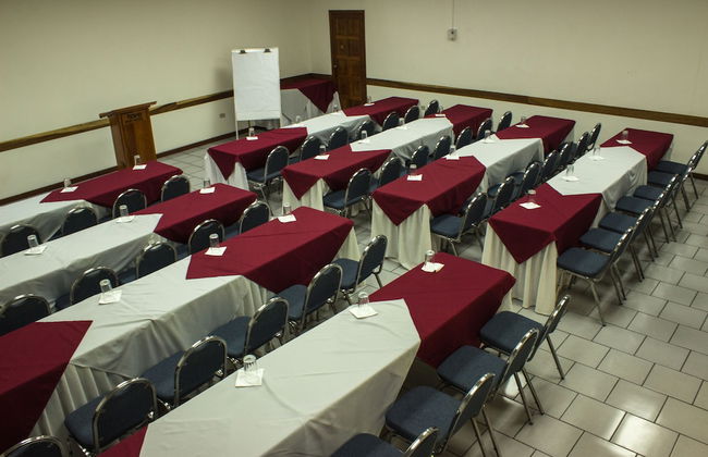 Novo Hotel & Suite - Photo 33