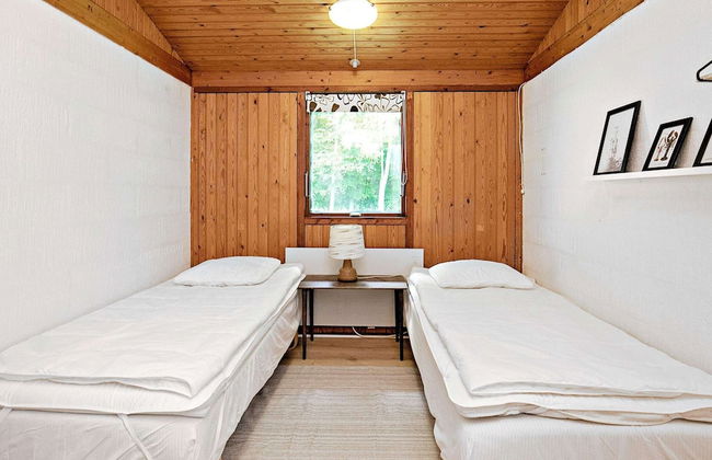 Tranquil Waterfront Retreat-by Traum - Photo 12