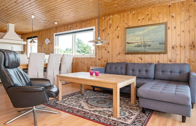 4 Person Holiday Home in Harboore - Foto 9
