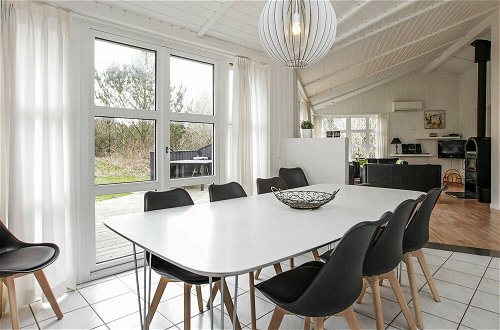 Photo 6 - 10 Person Holiday Home in Lokken