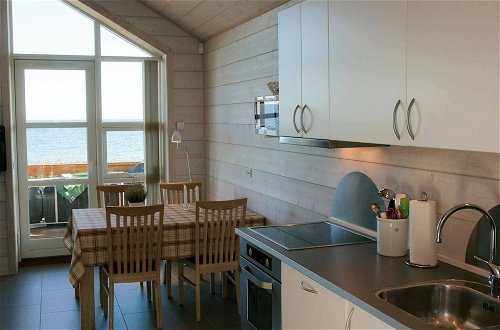 Photo 8 - 6 Person Holiday Home in Allinge
