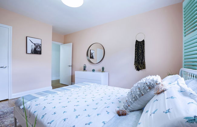 Vibrant Apartment in Forest Hill (Free Parking) - Foto 4