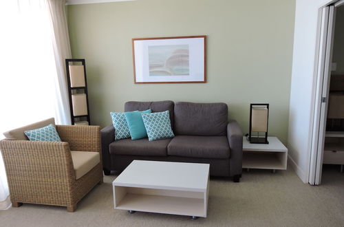 Photo 26 - BASE Holidays - Ettalong Beach Premium Apartments