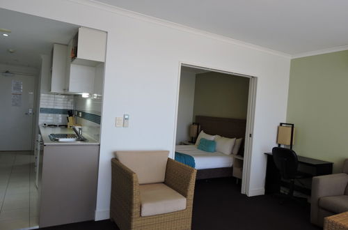 Photo 33 - BASE Holidays - Ettalong Beach Premium Apartments