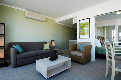 Foto 6 - BASE Holidays - Ettalong Beach Premium Apartments