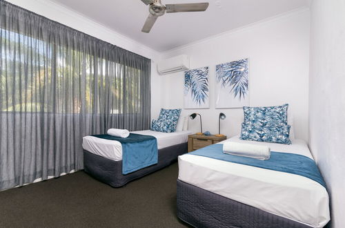 Photo 4 - Seascape Holiday-Tropical Reef Apartment