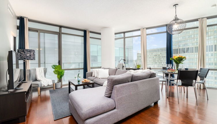 Photo 1 - QuickStay - Luxurious 2-Bedroom Condo, Downtown Core