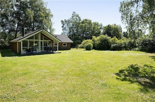 Photo 14 - 6 Person Holiday Home in Hojby