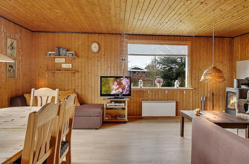 Photo 8 - Cozy Holiday Home in Storvorde near Sea