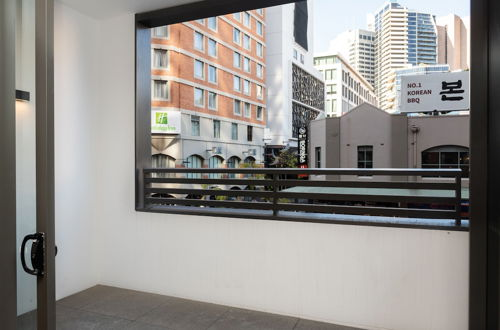 Photo 9 - Modern Apartment in Darling Harbour