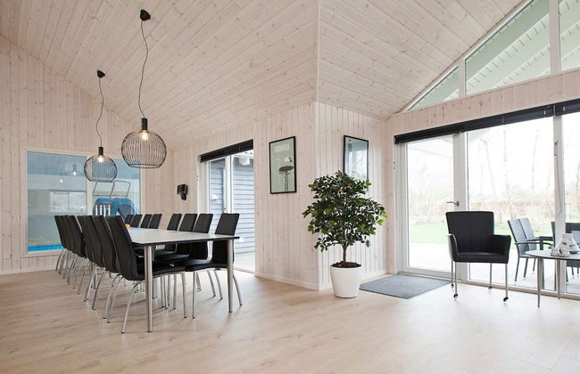 18 Person Holiday Home in Hojby - Foto 28