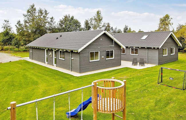 18 Person Holiday Home in Hojby - Foto 38