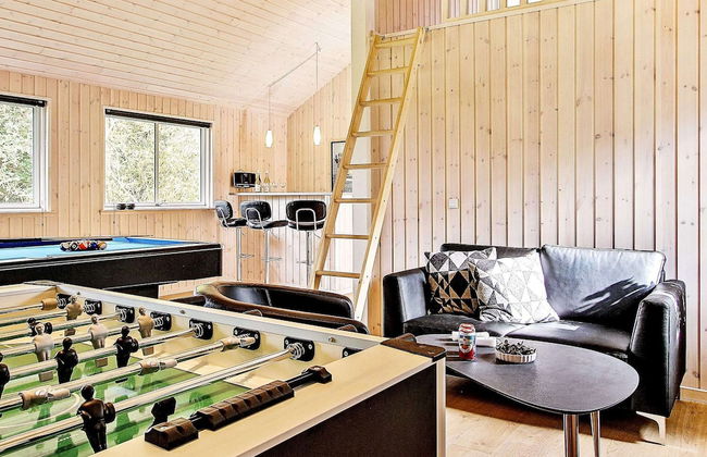 18 Person Holiday Home in Hojby - Foto 29