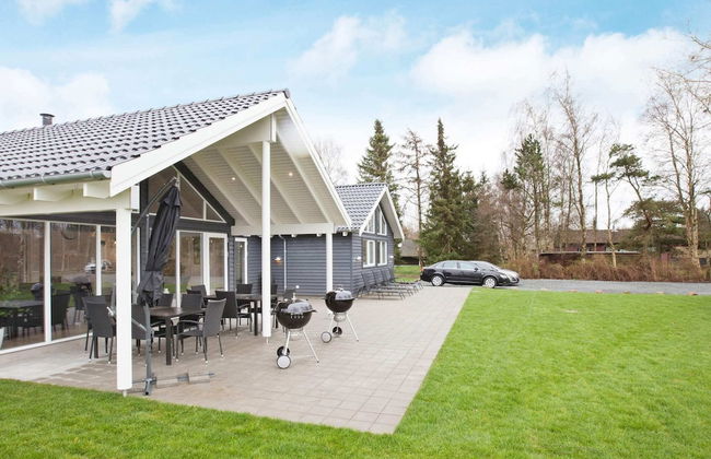 18 Person Holiday Home in Hojby - Foto 43