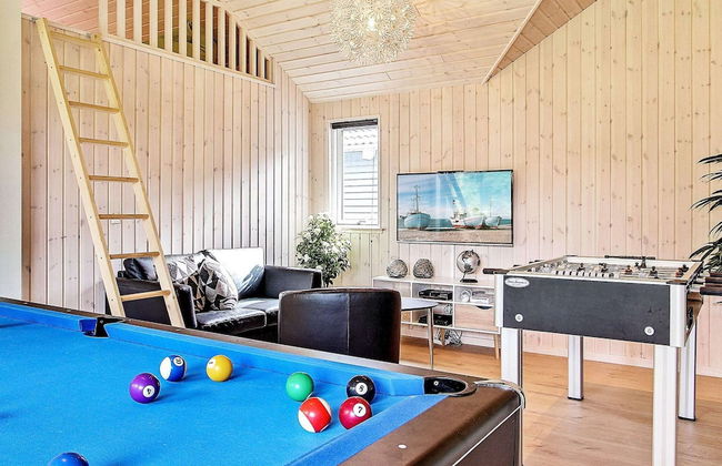18 Person Holiday Home in Hojby - Foto 16