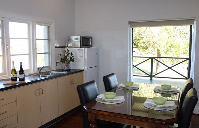 Vineyard Cottage at Upper Reach Winery - Foto 7
