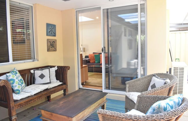 Professionally Cleaned 2bdr Villa, Great Location - Photo 7