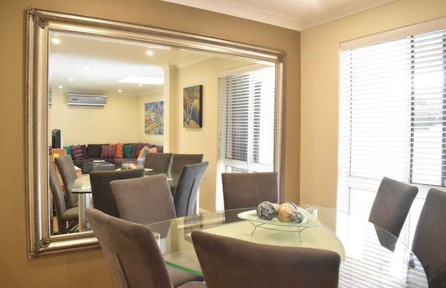 Professionally Cleaned 2bdr Villa, Great Location - Photo 2