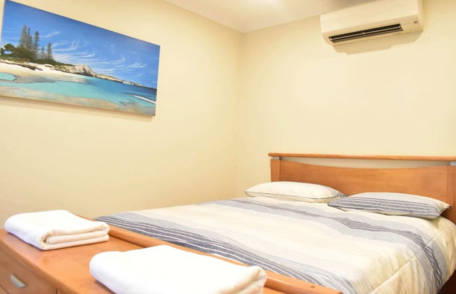 Professionally Cleaned 2bdr Villa, Great Location - Photo 1