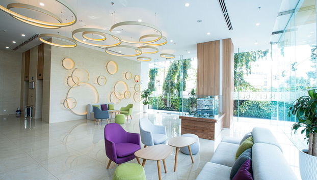 Coin salon dans le hall