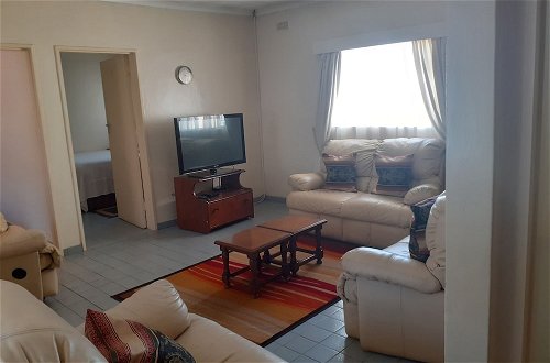 Foto 6 - Beautiful 2-bedroomed Guest Cottage in Harare