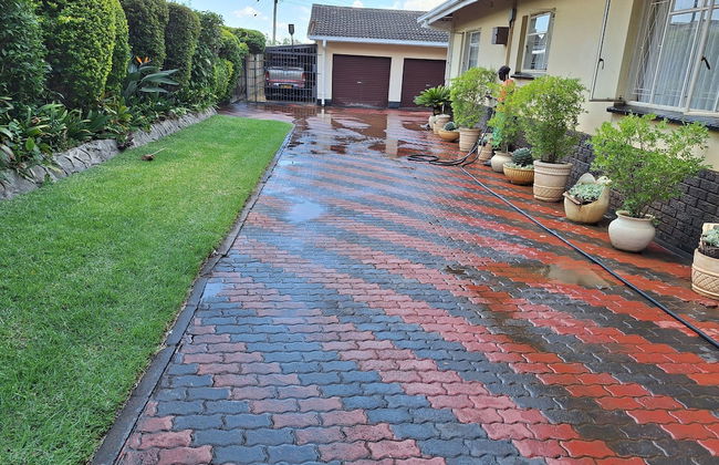 Charming 6-bed House With Swimming Pool in Harare - Foto 23