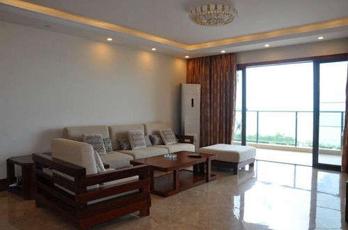 Photo 25 - Sanya Chunting Holiday Apartment