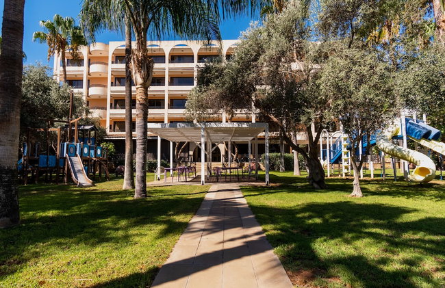 1 Bedroom Apartment With Balcony and Garden-view - Foto 21