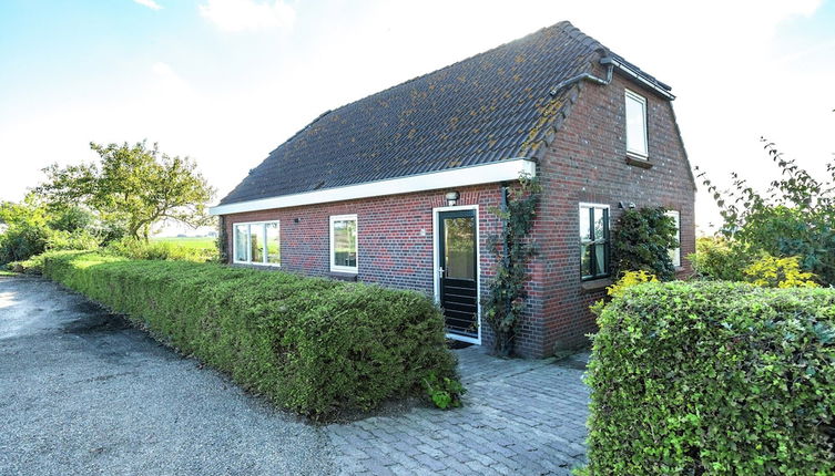 Photo 1 - Peaceful Vacation Home in Finsterwolde With Wide Views