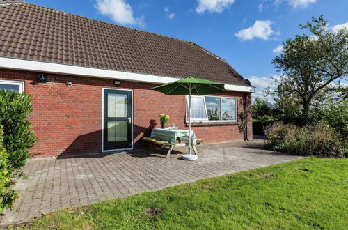 Foto 19 - Peaceful Vacation Home in Finsterwolde With Wide Views