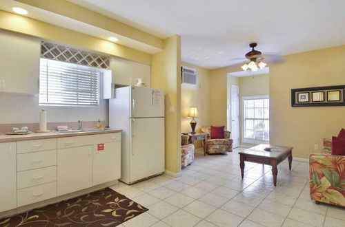 Photo 19 - Casa Grande by Avantstay Dt Key West Near South Beach w/ Pool