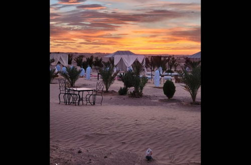 Photo 25 - Room in Bungalow - Splendid Desert Saharian Luxury Camp in Quiet and Idyllic Sand Dunes