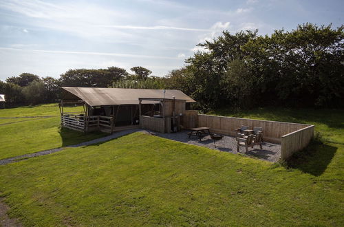 Photo 22 - Worms Head Glamping Tent - Llangennith