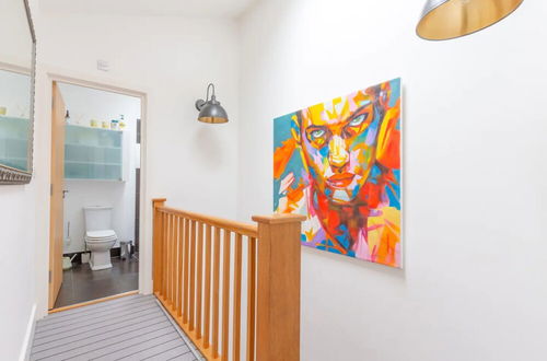 Photo 1 - Spacious 2 Bedroom Apartment in Converted Warehouse in Brixton