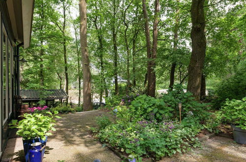 Photo 23 - Tranquil Holiday Home in Dalfsen With Fenced Garden