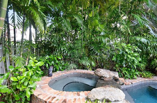 Photo 12 - Emma's Escape by Avantstay Key West Central w/ Shared Pool & Hot Tub Month Long Stays Only