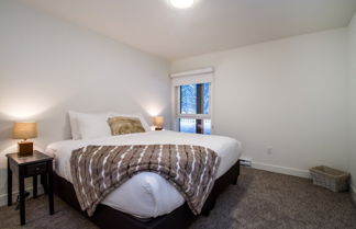 Photo 3 - Magog Condo by Revelstoke Vacations