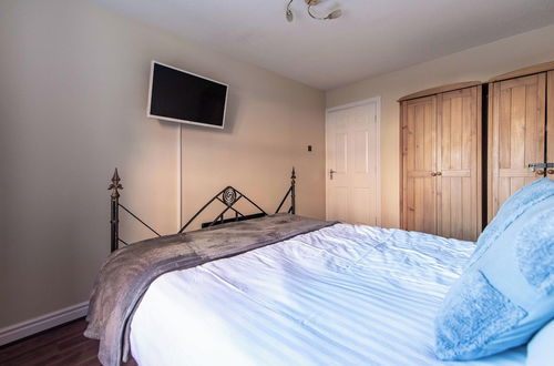 Photo 2 - Call Lane, Central Leeds - Wonderful 2-bedroom, Pet friendly, in the City Centre