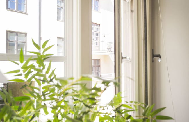 2ndhomes 2BR apartment by the Esplanade Park - Photo 7