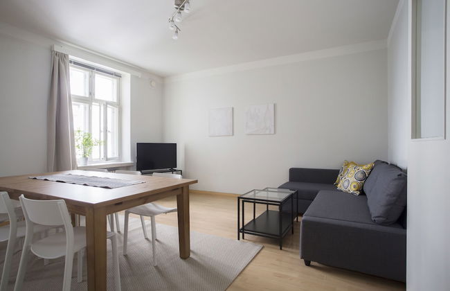 2ndhomes 2BR apartment by the Esplanade Park - Photo 12
