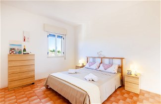 Foto 3 - Porto Cesareo Air-conditioned Villa Sleeps 12 Torre Lapillo