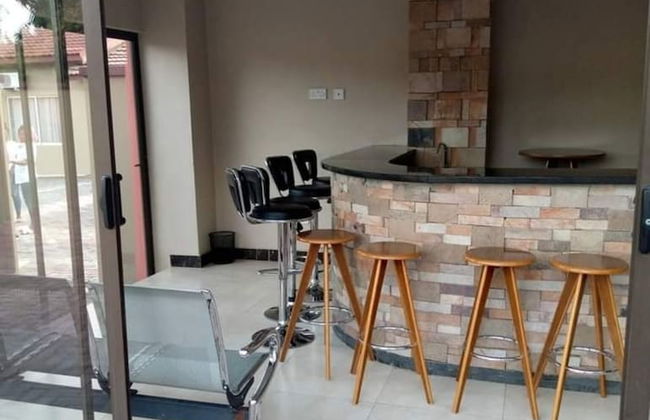 Bedroomed Fully Furnished Apartment Near East Park Mall - Foto 17