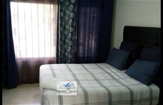 Foto 1 - Bedroomed Fully Furnished Apartment Near East Park Mall