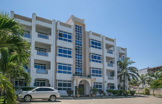 Foto 2 - Almasi Oceanfront Apartment