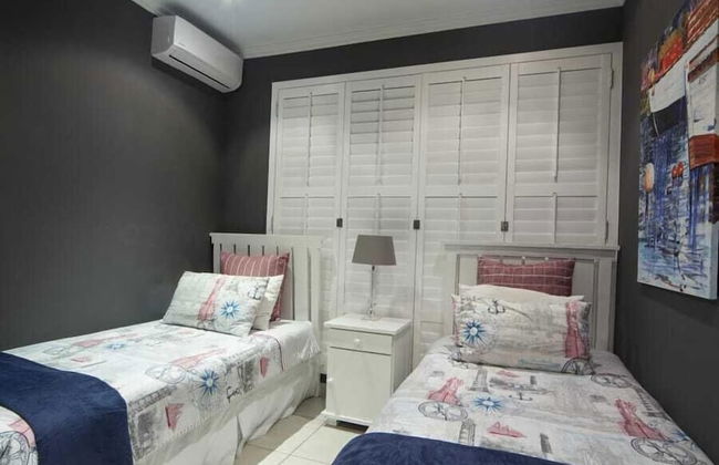 9 Sunrise Beach - Photo 2