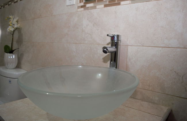 New Kingston Guest Apt at Evans - Foto 11