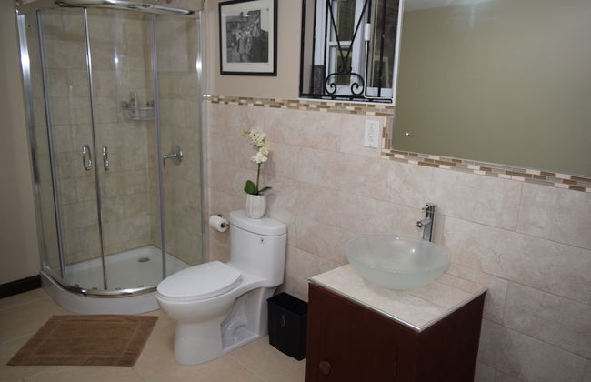 New Kingston Guest Apt at Evans - Foto 10