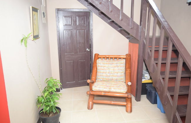 New Kingston Guest Apt at Evans - Foto 7