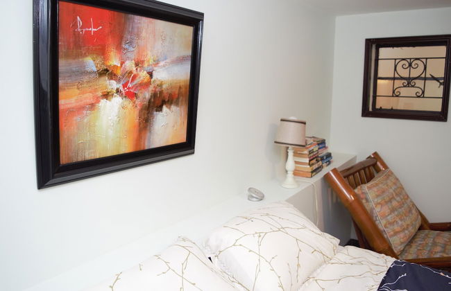 New Kingston Guest Apt at Evans - Foto 12